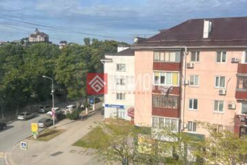 2-к квартира, 42 м², 5/5 эт.